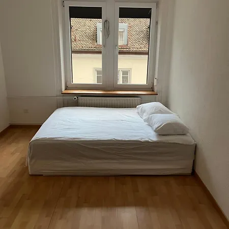 Stay- Helvetia Platz Zurich