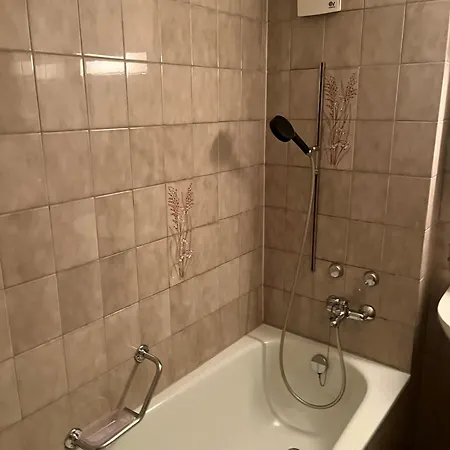 Stay- Helvetia Platz *