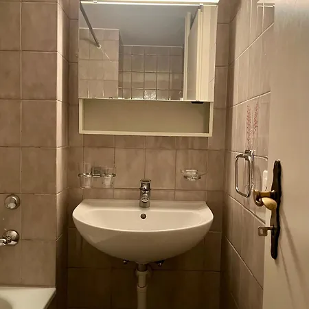 Апартаменты Stay- Helvetia Platz